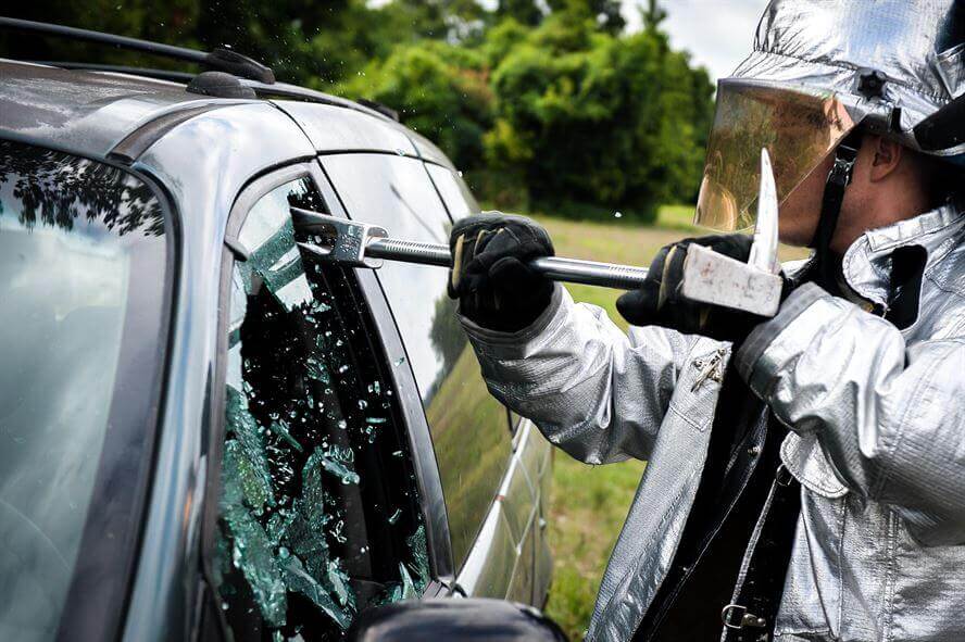 Towing services car lockout